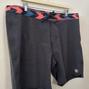 NWT$66 Roark Passage 18" Mens Board Short Obscura Aztec Tribal Print Hemp Sz 40